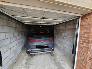 Photo 6- click for photo gallery